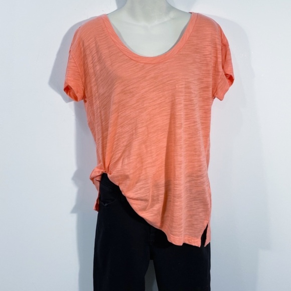 Banana Republic Short Sleeve Slub Tee in Cantaloupe